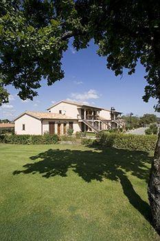 Apart-hotel Villaggio Le Querce Sorano (Grosseto)