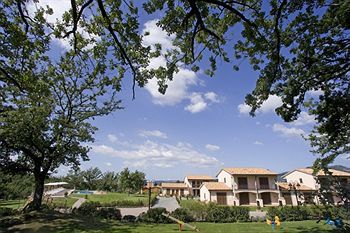 Villaggio Le Querce 4* Sorano (Grosseto)
